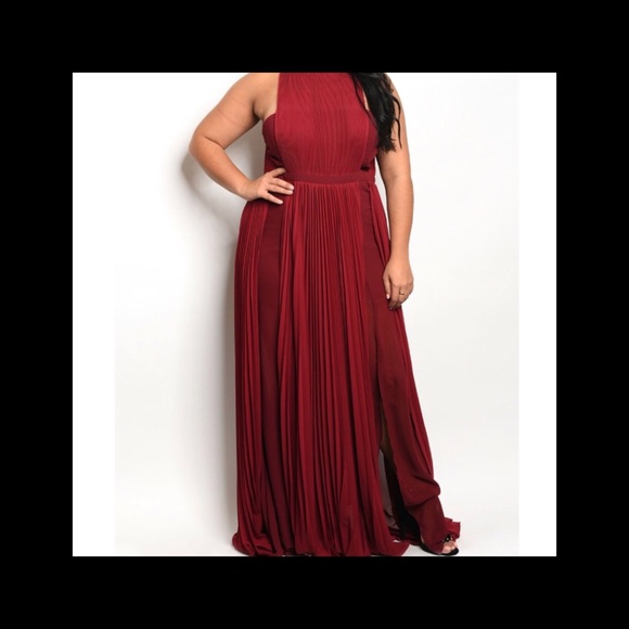 🎉Host Pick🎉 Plus Glam Maxi Dress - Picture 3 of 6